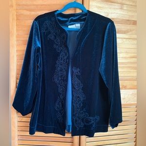 Chicos large forest green stretch velour jacket with embroidery at center front